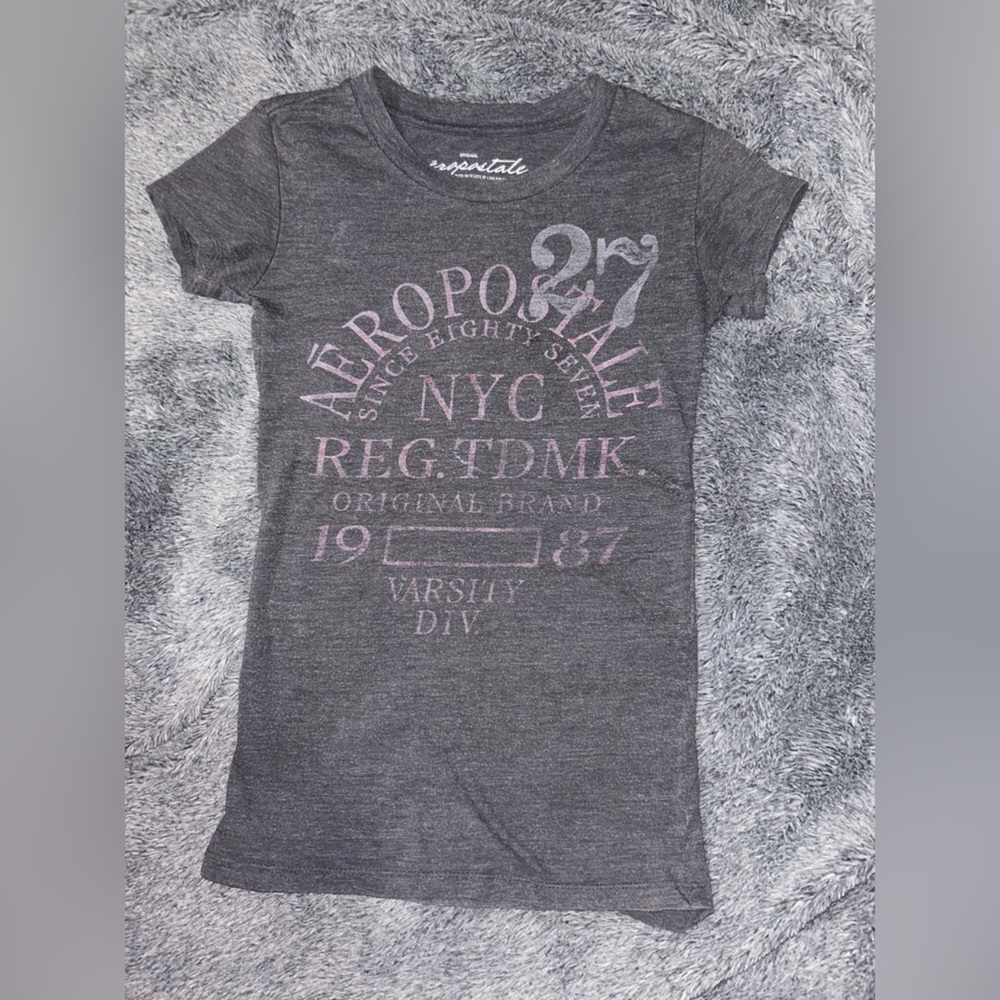 💕(5 for 50$)💕Aeropostale Charcoal Graphic Tee